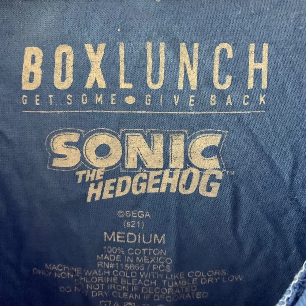 Boxlunch Sonic The Hedgehog Classic Sonic Radial Dye Long Sleeve Shirt - Picture 2 of 4